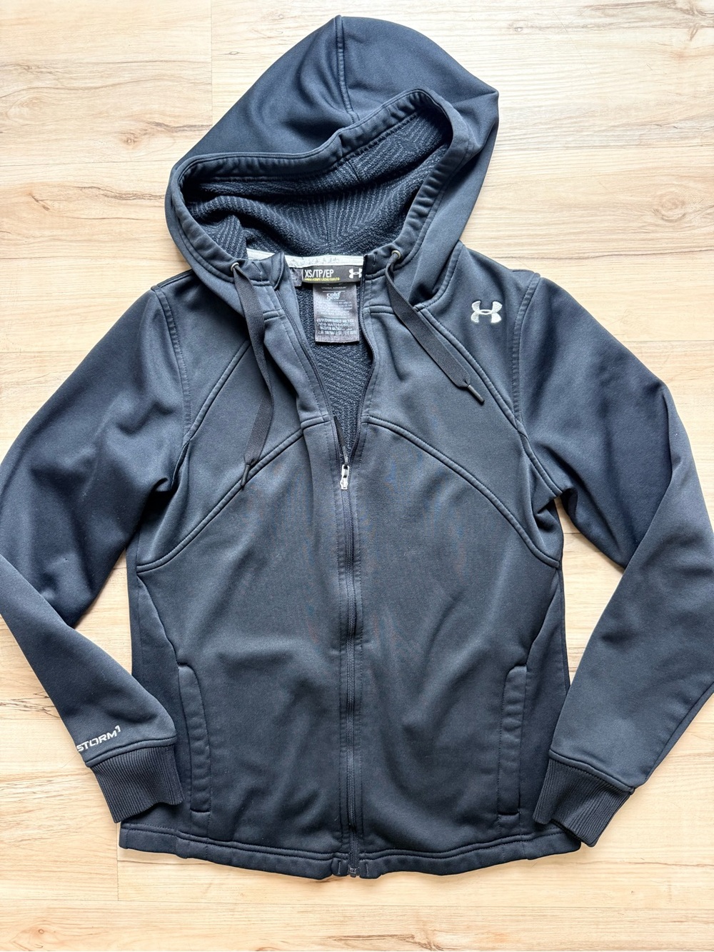 Under Armour Storm Women’s black Full Zip Hooded Hoodie w/ Pockets XS